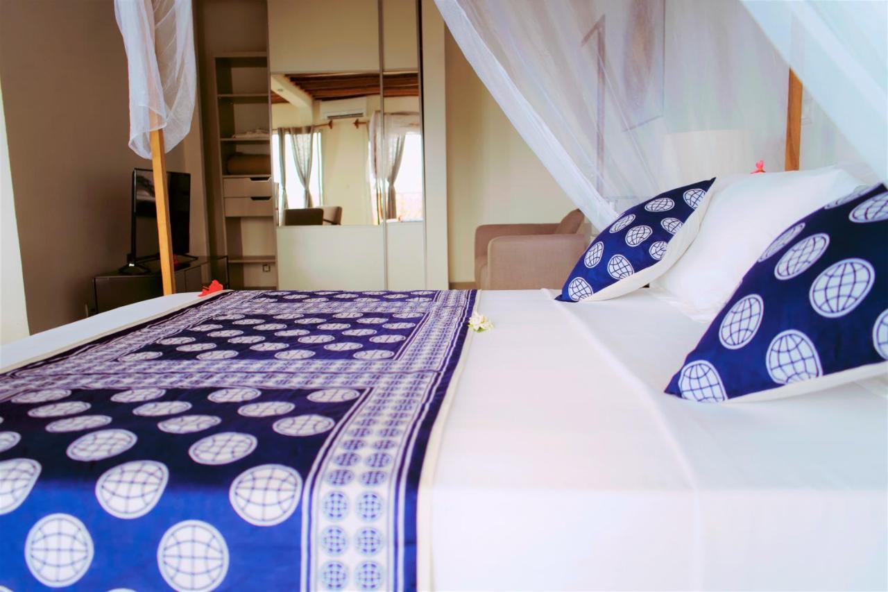 Ndzaouze Al Camar Lodge מראה חיצוני תמונה