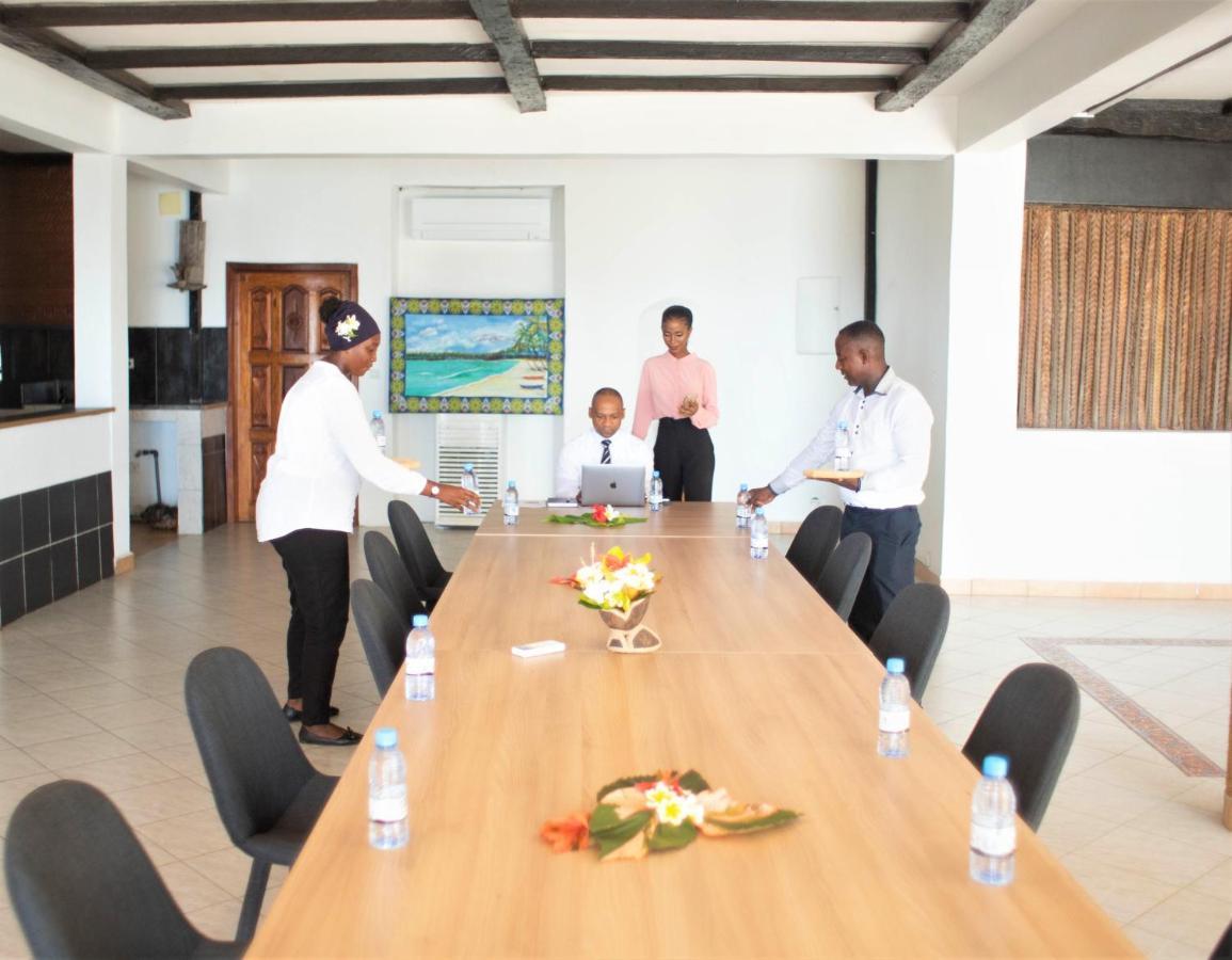 Ndzaouze Al Camar Lodge מראה חיצוני תמונה